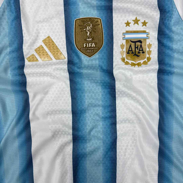 کیت اول آرژانتین 2026 ورژن پلیری
